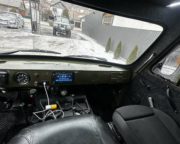 УАЗ 3741 2004 в Рахове на Automoto.ua Зеленый УАЗ 3741, объемом двигателя 2.9 л и пробегом 75 тыс. км за 5500 $, фото 2 на Automoto.ua