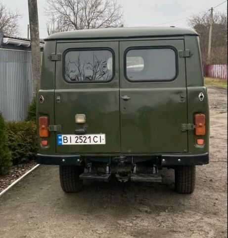 Зеленый УАЗ 3741, объемом двигателя 2.4 л и пробегом 100 тыс. км за 1800 $, фото 2 на Automoto.ua