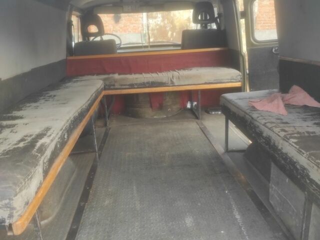 Зеленый УАЗ 3741, объемом двигателя 2.7 л и пробегом 110 тыс. км за 7000 $, фото 10 на Automoto.ua