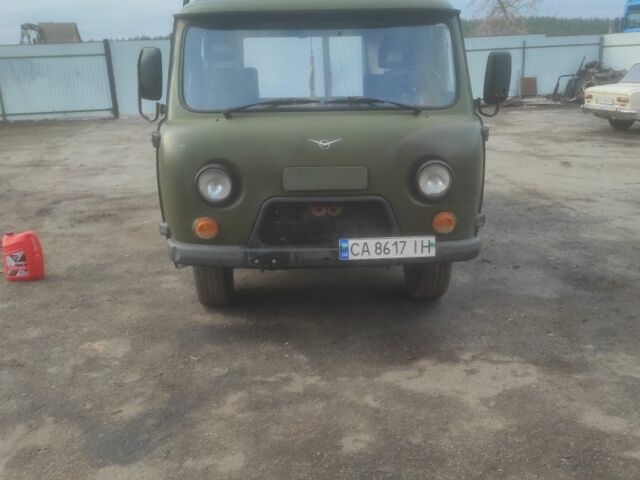 Зеленый УАЗ 3741, объемом двигателя 2.7 л и пробегом 110 тыс. км за 7000 $, фото 2 на Automoto.ua