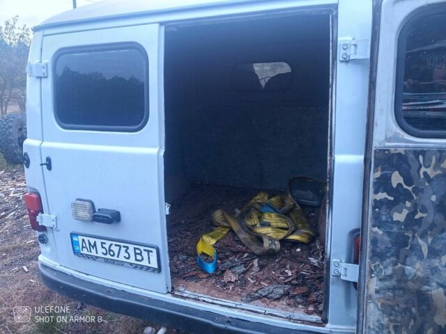 УАЗ 3909 Фермер 2002 у Бердичеве на Automoto.ua Білий УАЗ 3909 Фермер, об'ємом двигуна 2.4 л та пробігом 45 тис. км за 2600 $, фото 4 на Automoto.ua