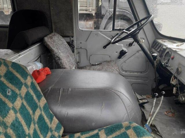 Білий УАЗ 3909 Фермер, об'ємом двигуна 2.4 л та пробігом 450 тис. км за 1027 $, фото 3 на Automoto.ua