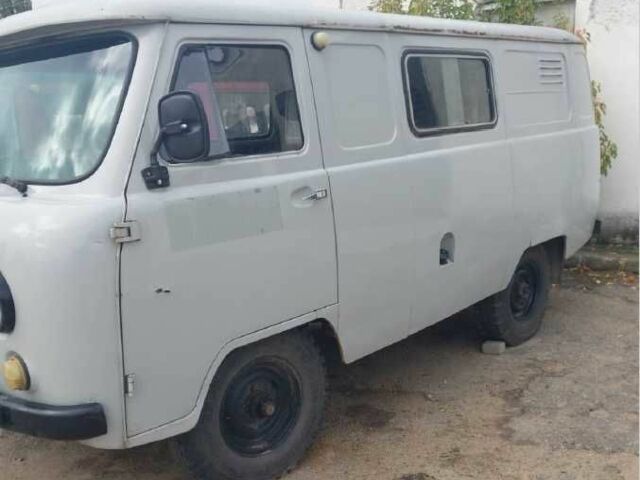 Серый УАЗ 3909 Фермер, объемом двигателя 2.4 л и пробегом 464 тыс. км за 1124 $, фото 1 на Automoto.ua