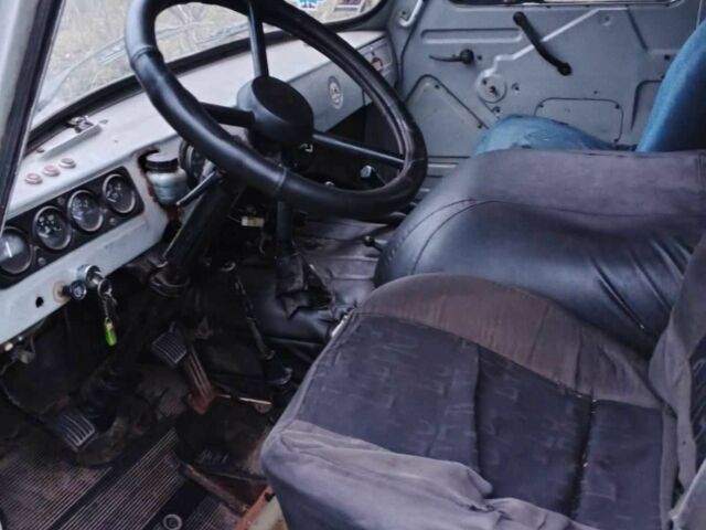 Серый УАЗ 3909 Фермер, объемом двигателя 2.4 л и пробегом 800 тыс. км за 1996 $, фото 2 на Automoto.ua