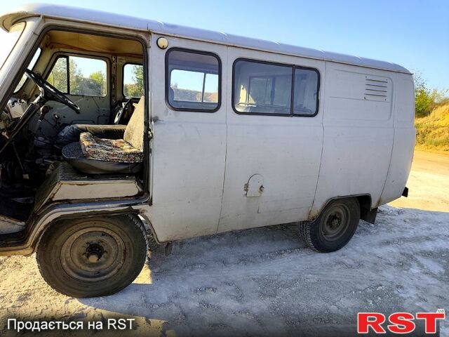 Сірий УАЗ 3909 Фермер, об'ємом двигуна 2.4 л та пробігом 100 тис. км за 1600 $, фото 1 на Automoto.ua