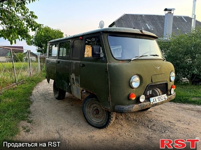 УАЗ 452, объемом двигателя 2.5 л и пробегом 0 тыс. км за 1150 $, фото 12 на Automoto.ua