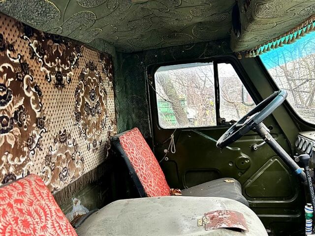 УАЗ 452, объемом двигателя 2.5 л и пробегом 300 тыс. км за 2500 $, фото 2 на Automoto.ua