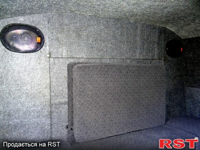 УАЗ 452, объемом двигателя 2.4 л и пробегом 0 тыс. км за 5000 $, фото 6 на Automoto.ua