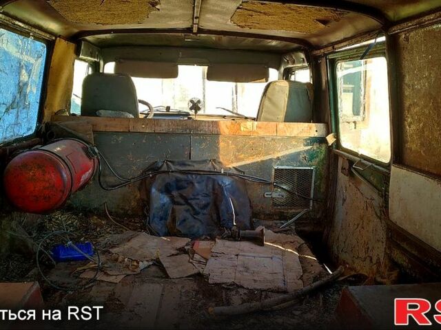 УАЗ 452, об'ємом двигуна 2.4 л та пробігом 300 тис. км за 700 $, фото 1 на Automoto.ua