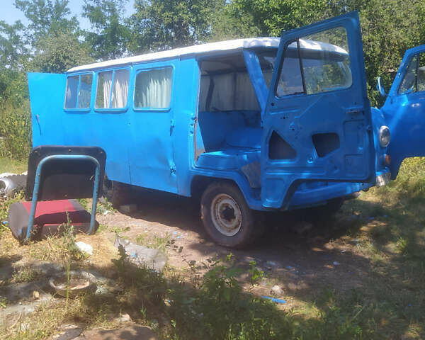 Синій УАЗ 452 пас, об'ємом двигуна 2.4 л та пробігом 100 тис. км за 1200 $, фото 5 на Automoto.ua