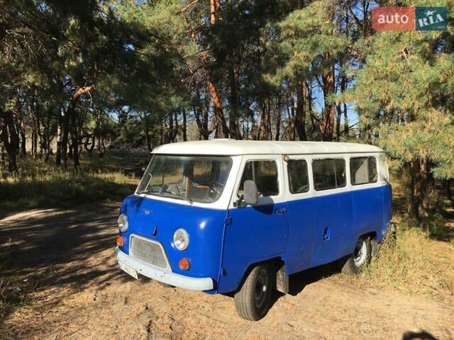 Синий УАЗ 452 пас, объемом двигателя 2.44 л и пробегом 100 тыс. км за 3500 $, фото 9 на Automoto.ua