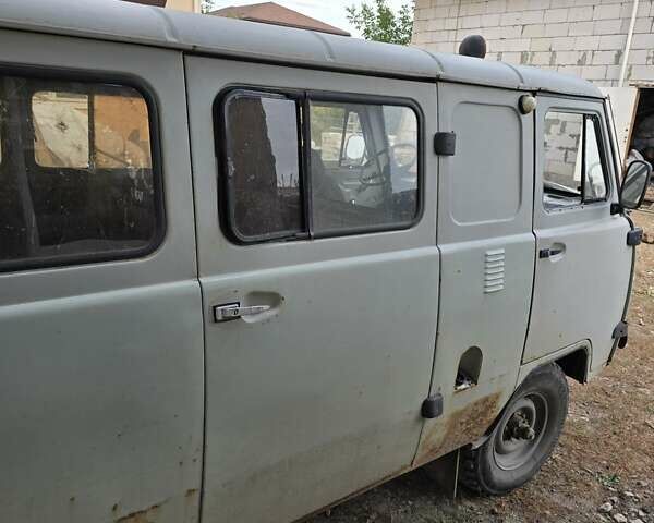 Сірий УАЗ 452, об'ємом двигуна 2.4 л та пробігом 120 тис. км за 2100 $, фото 3 на Automoto.ua