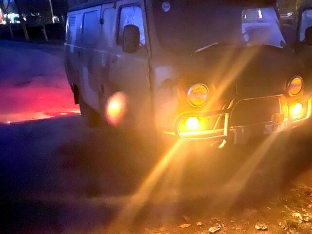 Зеленый УАЗ 452, объемом двигателя 2.4 л и пробегом 100 тыс. км за 1300 $, фото 3 на Automoto.ua