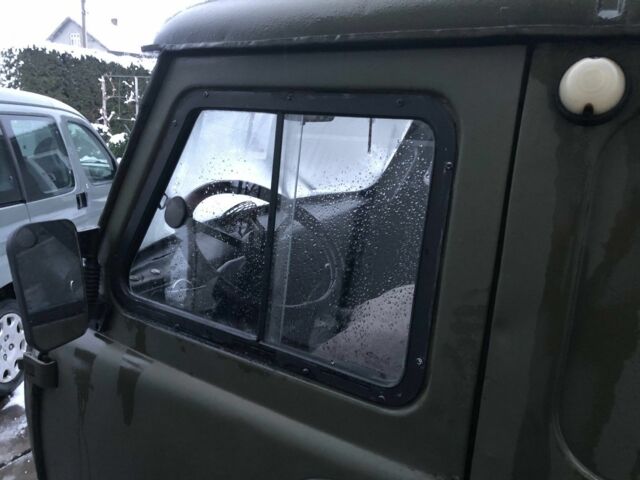 Зелений УАЗ 452, об'ємом двигуна 2.4 л та пробігом 100 тис. км за 1800 $, фото 8 на Automoto.ua