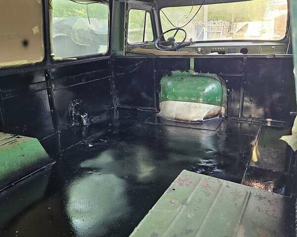 Зеленый УАЗ 452, объемом двигателя 2.45 л и пробегом 48 тыс. км за 5000 $, фото 2 на Automoto.ua