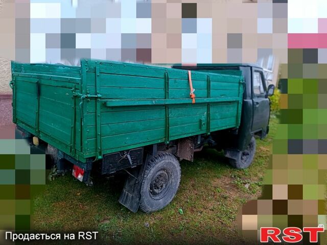 Зеленый УАЗ 452, объемом двигателя 2.5 л и пробегом 100 тыс. км за 2950 $, фото 1 на Automoto.ua