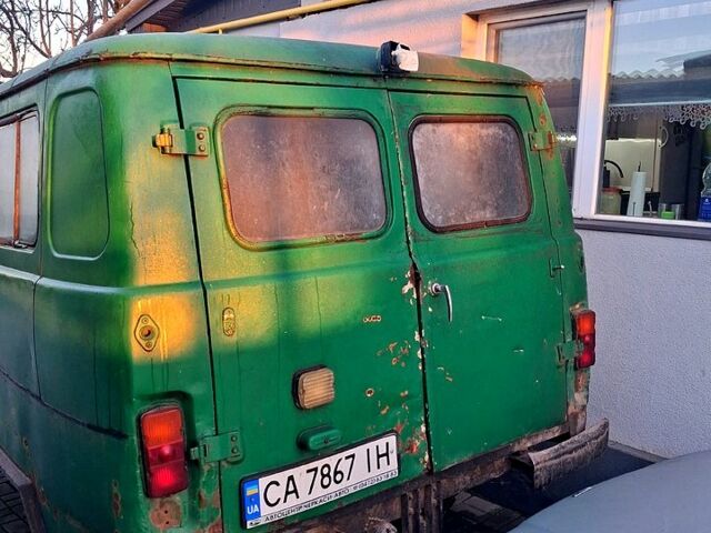 Зеленый УАЗ 452, объемом двигателя 2.5 л и пробегом 500 тыс. км за 1100 $, фото 2 на Automoto.ua