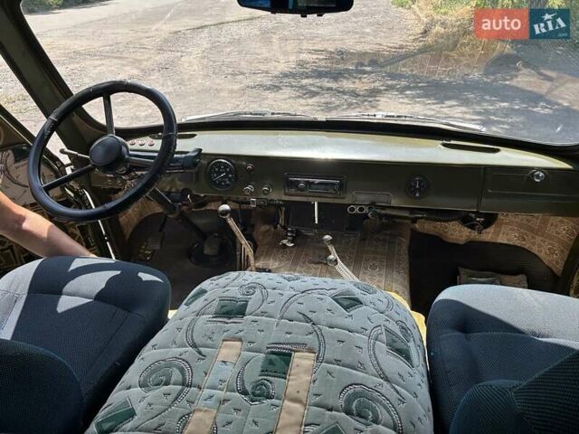 Зеленый УАЗ 452В, объемом двигателя 2.45 л и пробегом 45 тыс. км за 8500 $, фото 2 на Automoto.ua