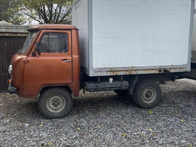 Бежевий УАЗ 459, об'ємом двигуна 2.4 л та пробігом 68 тис. км за 2200 $, фото 3 на Automoto.ua