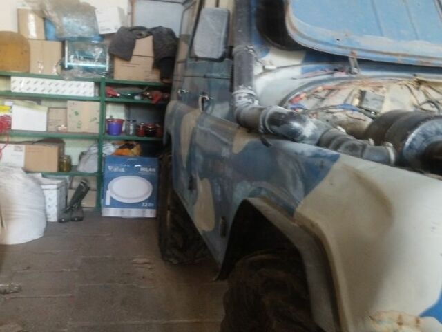 Синій УАЗ 459, об'ємом двигуна 2.4 л та пробігом 2 тис. км за 3200 $, фото 3 на Automoto.ua