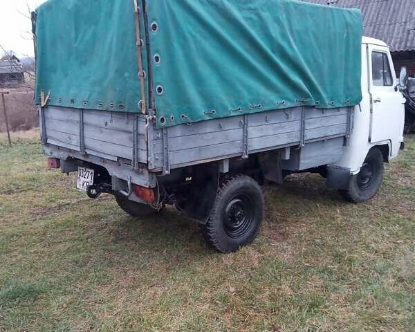 Белый УАЗ 469, объемом двигателя 2 л и пробегом 10 тыс. км за 1850 $, фото 2 на Automoto.ua