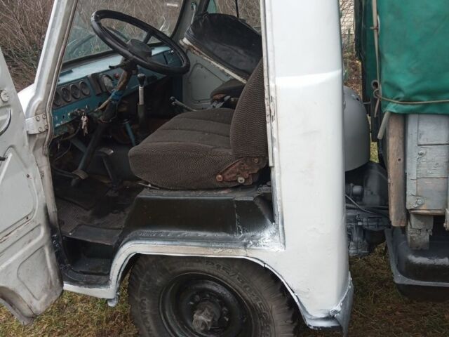 Белый УАЗ 469, объемом двигателя 2 л и пробегом 10 тыс. км за 1850 $, фото 2 на Automoto.ua