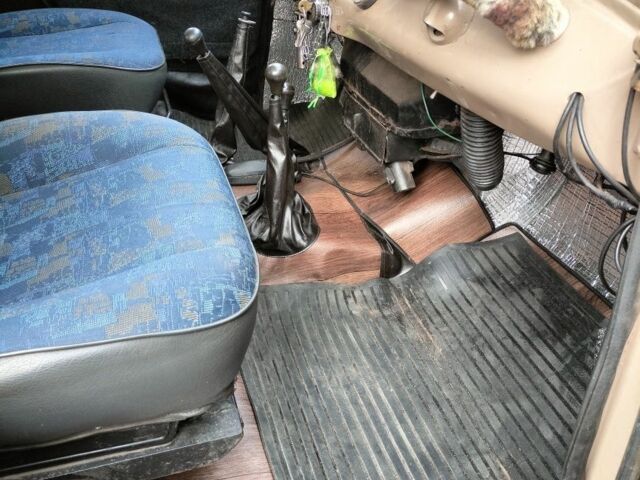 Бежевый УАЗ 469, объемом двигателя 2.45 л и пробегом 5 тыс. км за 3399 $, фото 5 на Automoto.ua