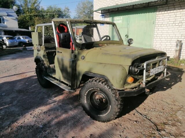 Зеленый УАЗ 469, объемом двигателя 2.5 л и пробегом 30 тыс. км за 2600 $, фото 1 на Automoto.ua