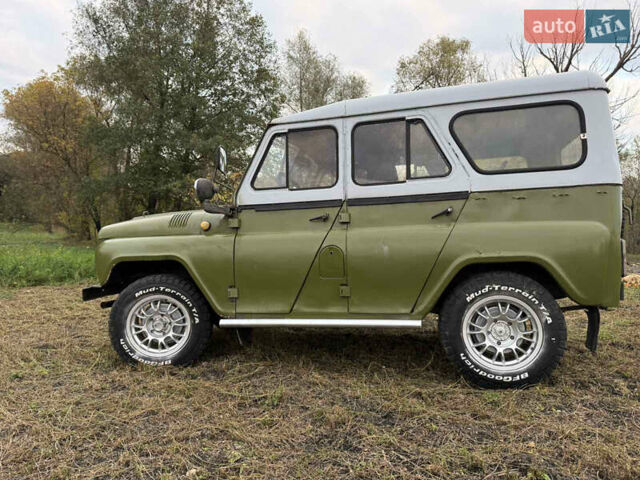 Зеленый УАЗ 469, объемом двигателя 2.4 л и пробегом 170 тыс. км за 2700 $, фото 3 на Automoto.ua