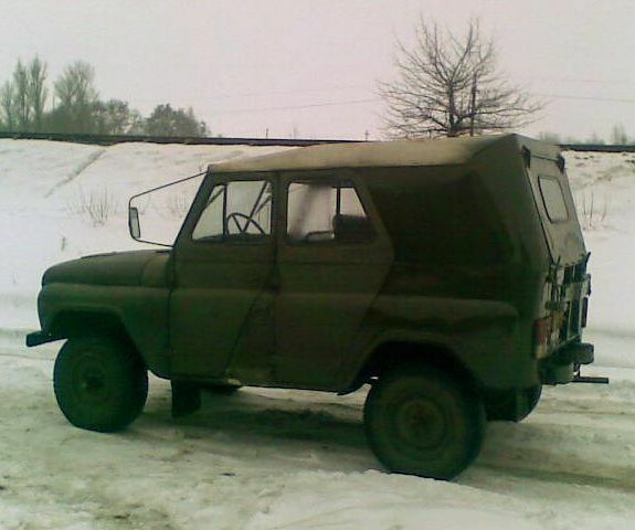 Зеленый УАЗ 469, объемом двигателя 2.4 л и пробегом 156 тыс. км за 1700 $, фото 1 на Automoto.ua