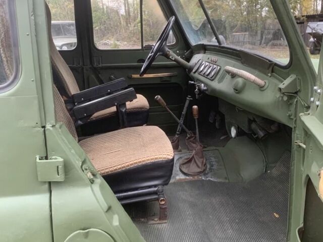 Зелений УАЗ 469, об'ємом двигуна 2.4 л та пробігом 300 тис. км за 2500 $, фото 4 на Automoto.ua