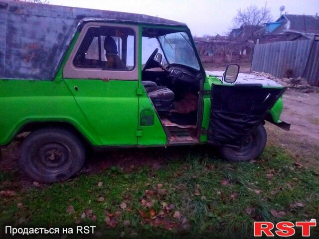 Зелений УАЗ 469, об'ємом двигуна 2.5 л та пробігом 0 тис. км за 1100 $, фото 4 на Automoto.ua