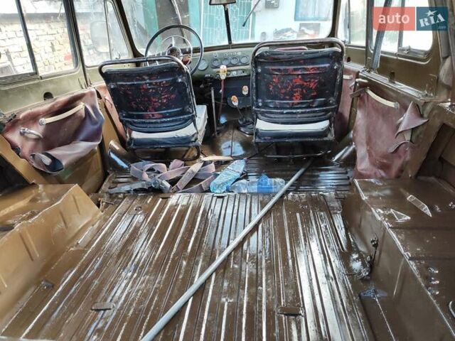 Зелений УАЗ 469, об'ємом двигуна 2.4 л та пробігом 150 тис. км за 1100 $, фото 2 на Automoto.ua