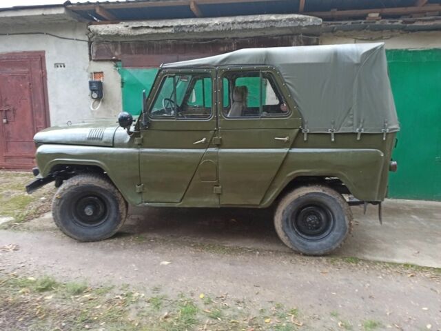 Зеленый УАЗ 469, объемом двигателя 2.4 л и пробегом 70 тыс. км за 2800 $, фото 2 на Automoto.ua