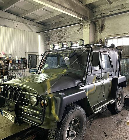 Зелений УАЗ 469, об'ємом двигуна 2.4 л та пробігом 120 тис. км за 3300 $, фото 1 на Automoto.ua