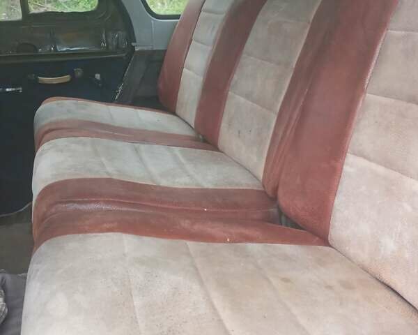 Зеленый УАЗ 469, объемом двигателя 2.5 л и пробегом 380 тыс. км за 2500 $, фото 3 на Automoto.ua