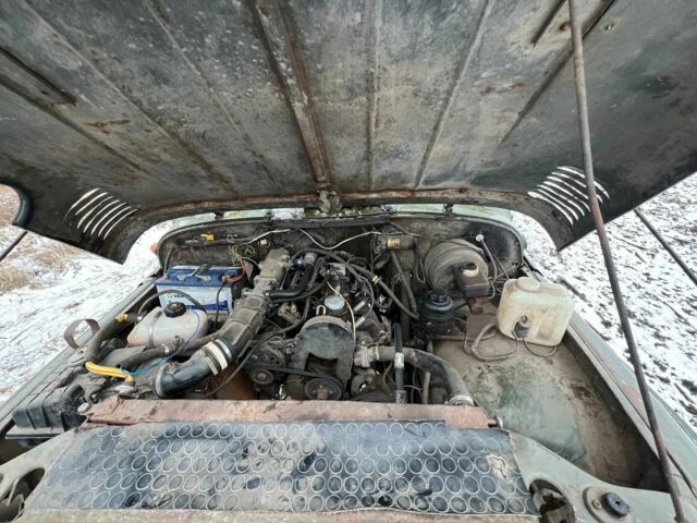 Зеленый УАЗ 469, объемом двигателя 2 л и пробегом 99 тыс. км за 946 $, фото 2 на Automoto.ua