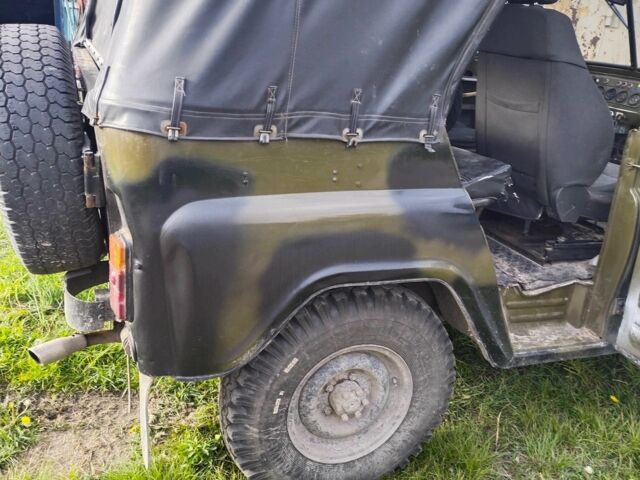 Зеленый УАЗ 469, объемом двигателя 2.4 л и пробегом 2 тыс. км за 1500 $, фото 1 на Automoto.ua