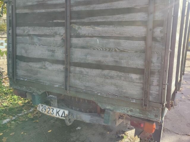 УАЗ 469 1987 у Светловдске на Automoto.ua Зелений УАЗ 469, об'ємом двигуна 0 л та пробігом 100 тис. км за 1074 $, фото 3 на Automoto.ua