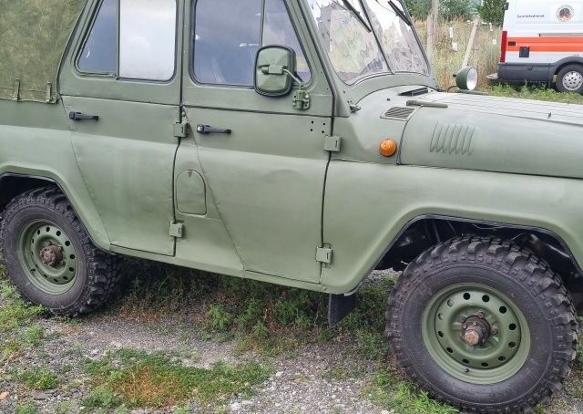 Зелений УАЗ 469, об'ємом двигуна 2.4 л та пробігом 50 тис. км за 1900 $, фото 2 на Automoto.ua