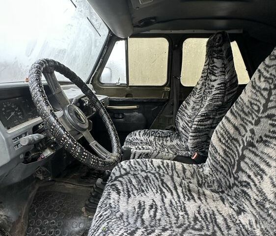 Зеленый УАЗ 469, объемом двигателя 2.8 л и пробегом 185 тыс. км за 3950 $, фото 5 на Automoto.ua