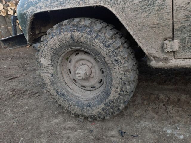 Зеленый УАЗ 469, объемом двигателя 2.4 л и пробегом 1000 тыс. км за 2600 $, фото 1 на Automoto.ua