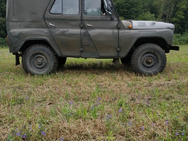Зеленый УАЗ 469, объемом двигателя 2.4 л и пробегом 88 тыс. км за 999 $, фото 1 на Automoto.ua