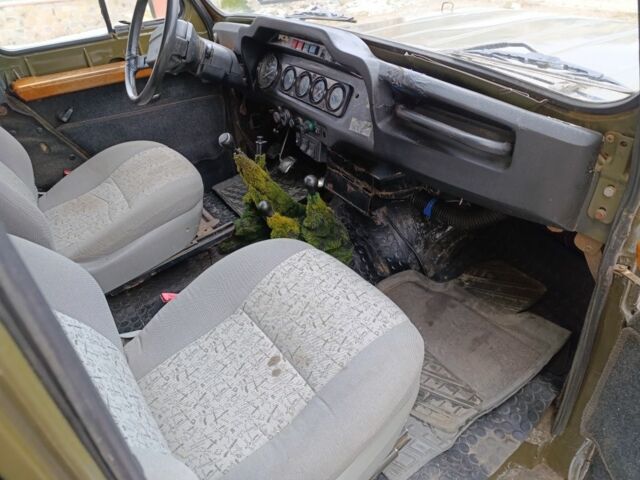 Зелений УАЗ 469, об'ємом двигуна 2.4 л та пробігом 100 тис. км за 2700 $, фото 3 на Automoto.ua
