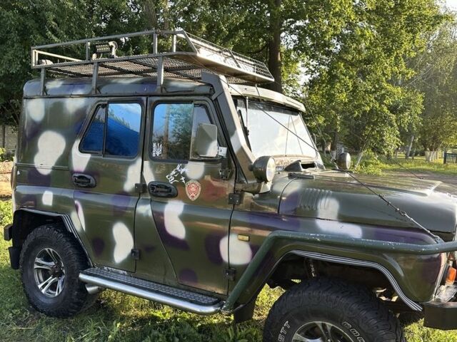 Зеленый УАЗ 469, объемом двигателя 2.4 л и пробегом 275 тыс. км за 3155 $, фото 2 на Automoto.ua