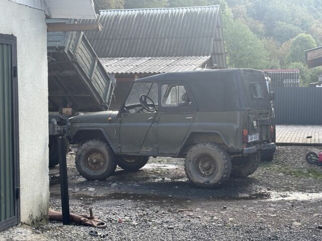 Зелений УАЗ 469, об'ємом двигуна 2.4 л та пробігом 3 тис. км за 2200 $, фото 2 на Automoto.ua