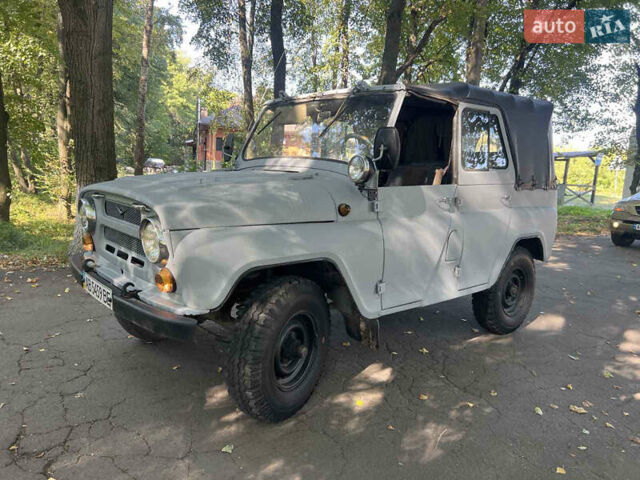 Белый УАЗ 469Б, объемом двигателя 2.4 л и пробегом 160 тыс. км за 2300 $, фото 4 на Automoto.ua