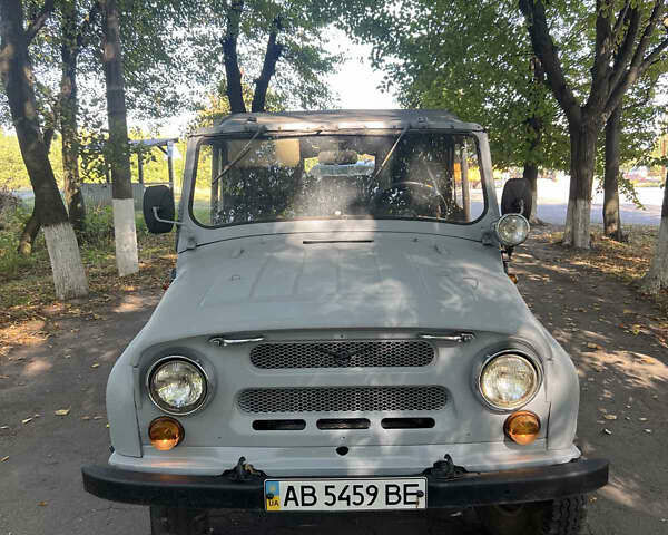 Белый УАЗ 469Б, объемом двигателя 2.4 л и пробегом 160 тыс. км за 2300 $, фото 1 на Automoto.ua