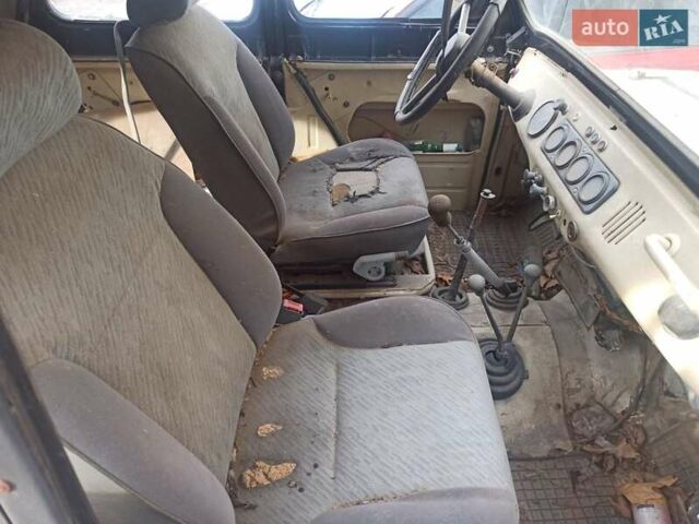 Бежевый УАЗ 469Б, объемом двигателя 2.45 л и пробегом 32 тыс. км за 1300 $, фото 1 на Automoto.ua