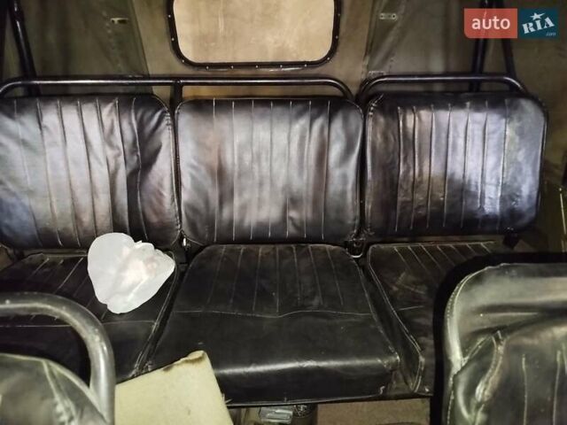 Зелений УАЗ 469Б, об'ємом двигуна 2.4 л та пробігом 200 тис. км за 3000 $, фото 5 на Automoto.ua